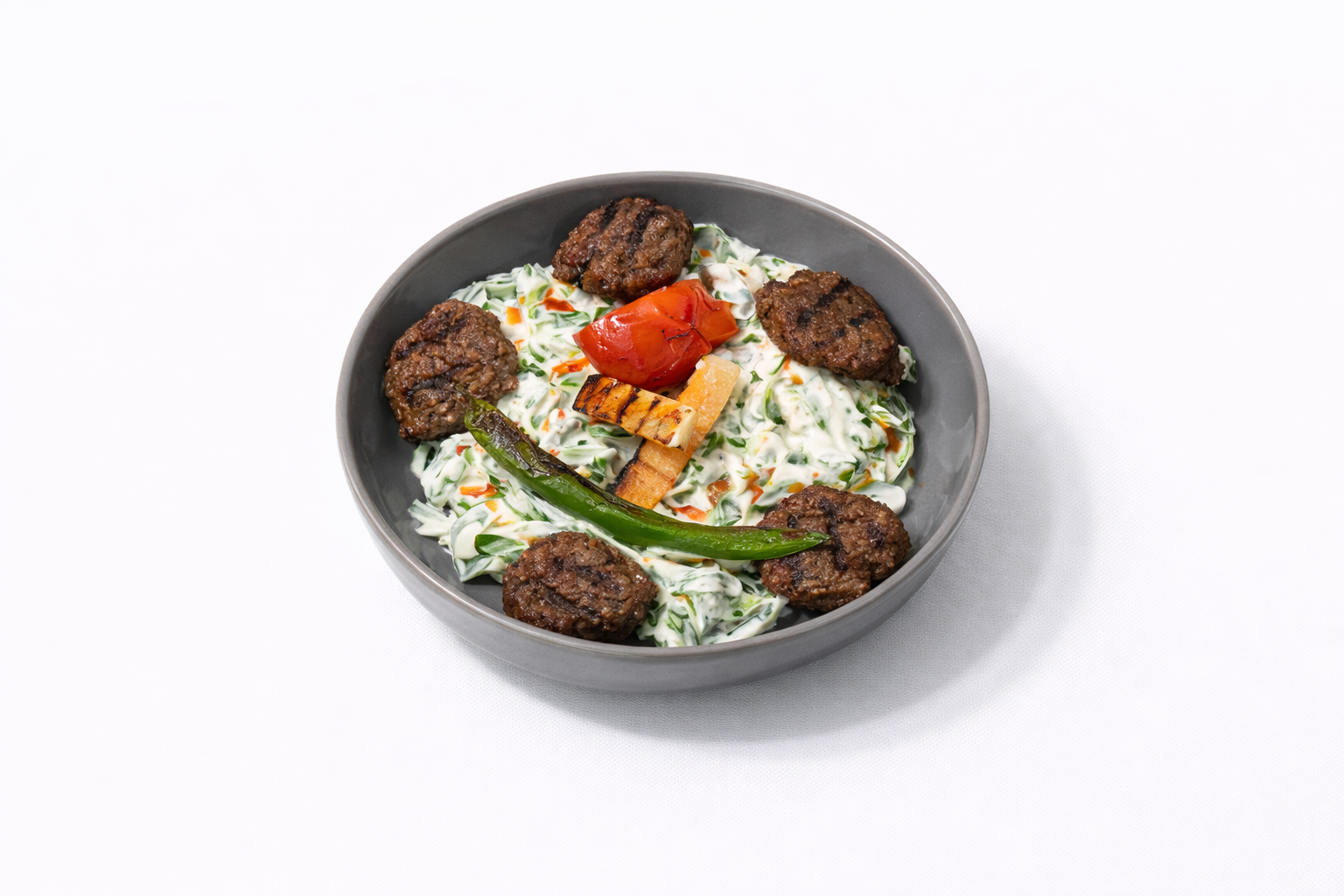 Semizotlu Yoğurtlu Izgara Köfte